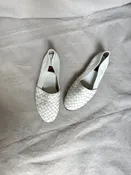 80s womens white woven leather flats / vintage Aerosole womens loafers — Dusty Rose Vintage