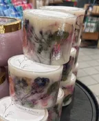 BLUSHING ROSEWOOD PRESSED FLOWER CANDLE