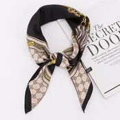 Chained Scarf in Black
