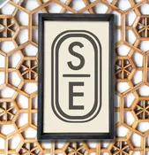 5571 Modern Stacked Monogram
