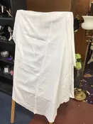 100" White Oval Tablecloth