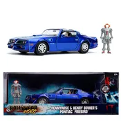 1:24TH 1977 PONTIAC FIREBIRD WITH PENNY WISE