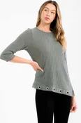 ASYMETRIC GROMMENT HEM SWEATSHIRT