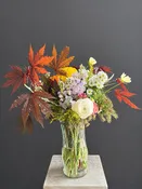 A Simple Vase Arrangement — Esotarium Florals & Decor