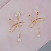 Chrissy Earrings | Haute Bride — Strike Bridal Bar