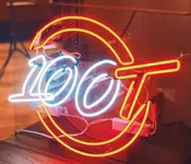 100t Neon Sign