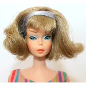 American Girl Ash Blonde JE Side Part   MSW11