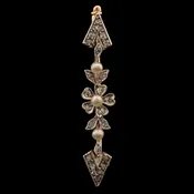 Antique Diamond & Pearl Arrow Bar Pin in 14K White & Yellow Gold