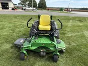 2016 John-Deere Z915B