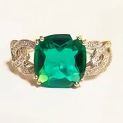 Green stone (change)