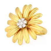 Aaron Henry Daisy Ring
