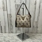 Adrienne Vittadini Size Med Handbags