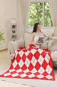 ARGYLE PATTERN THROW BLANKET