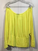 2b bebe Size Small Yellow Tops