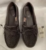 Basic Editions Women's Eloise Leather Wide Width Moccasin Brown Size 7 (Previously Owned- Like New Condition)