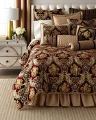 Alias 3 Piece King Comforter Set