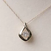 10K Yellow Gold Dancing Diamond Drop Pendant Necklace 0.20CT Round Floating Diamond 18" Chain — Avior Jewelry