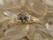 Bicolor Oregon Sunstone in Antique Style Setting — Columbia River Jewelers