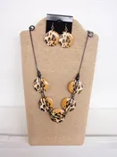 Animal Print Tiger Wood Necklace Set | Unique Jewelry | She She's Closet