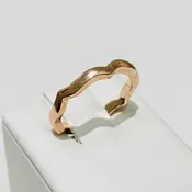 14K “Namsate” Sculpted Stackable Band