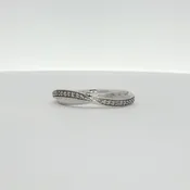 10K White Gold Diamond Twist Band Ring