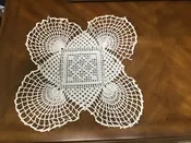 19" ROUND DOILY