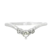 14kt White Gold Diamond Curved Ring (0.13ct)