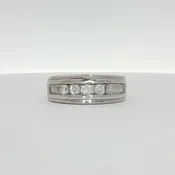 10K White Gold Diamond Men’s Wedding Band