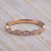 0.12ctw Round Brilliant Natural Diamond Scalloped Stackable Wedding Band in 18k Gold