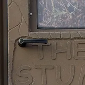 DOOR HANDLE