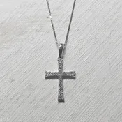 10k White Gold .17ctw Diamond Cross Pendant