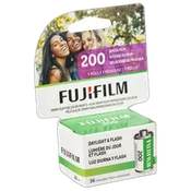 FUJIFILM Fujicolor 200 Color Negative Film (35mm Roll Film, 36 Exposures)