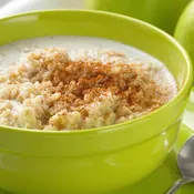 Apple Cinnamon Oatmeal