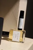 Amber & White Tea Perfume Oil / 10ml