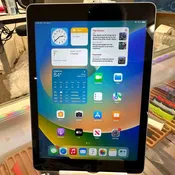 Apple iPad 6th Gen. 9.7in. Tablet 128gb Space Gray MP2H2LL/A One Year Warranty