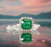 14K White Gold Natural Emerald and diamonds Cocktail Ring