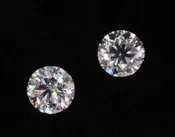 0.90CT EACH= 1.80CTW  SI2/D