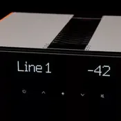 AAVIK I-880 INTEGRATED AMPLIFIER