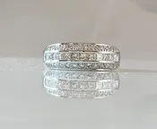 Three-row ladies diamond wedding band