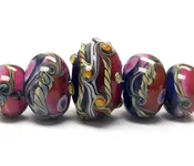 10108011 - Five Graduated Pink/Purple Rondelle Beads