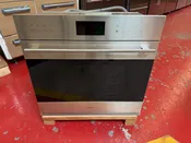 30'' Wolf Electric Wall Oven SO3050TEST (New 2021 Model)