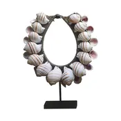 BALLOON SHELL NECKLACE