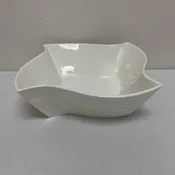 10 Strawberry Street Ceramic Wavy Bowl
