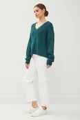 Amiyah Chunky V-Neck Sweater