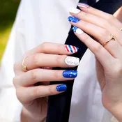 Celebration-Inspired Gel Nail Strips for Summer Festivities | Patriotic Sparkle - 2910