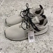 Adidas DWW Tennis Shoes 8Y