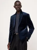 Tailored Slim Velvet Blazer
