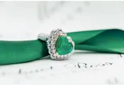 Exquisite Emerald and Diamond Heart Ring