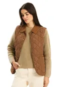 Amoreena Vest, Bison