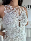 Essense of Australia | "D3060" | Bridal Size 12 | Ivory/Rum/Porcelain